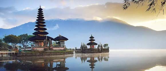 Danau-Beratan-Bedugul-Bali